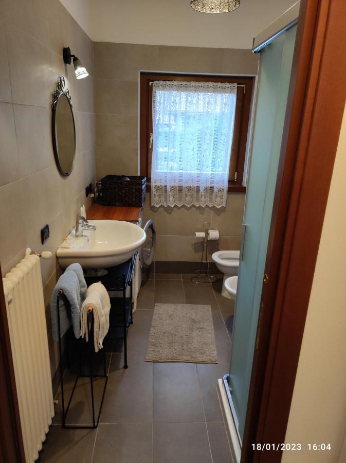 Casa Vacanze Da Riki Appartamento 1 Peschiera del Garda Exterior foto